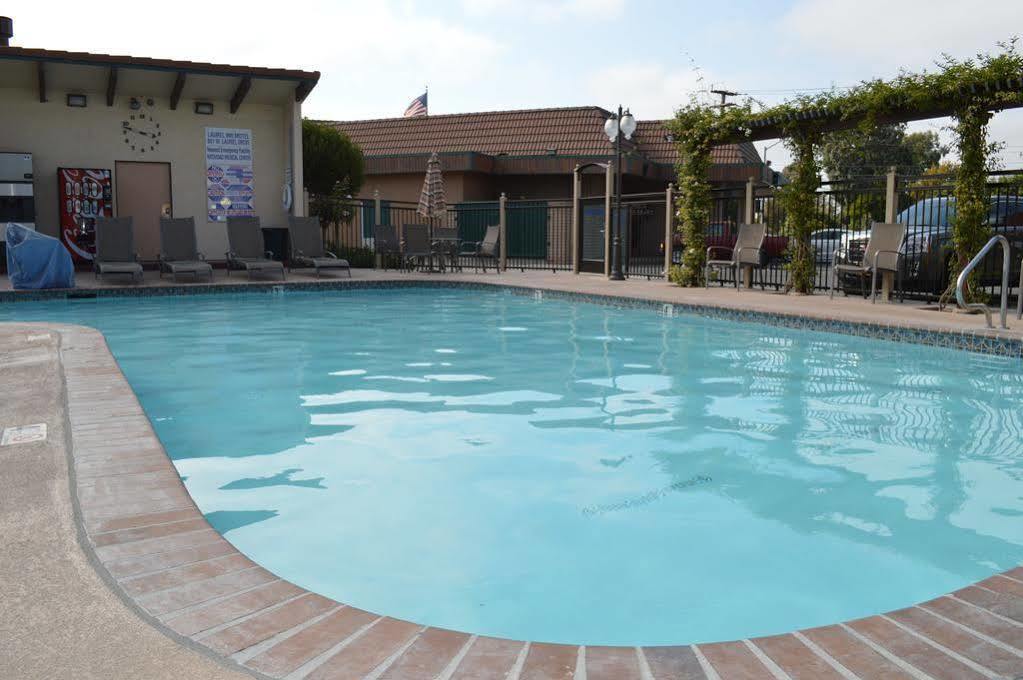 Laurel Inn & Conference Center Salinas Exterior foto
